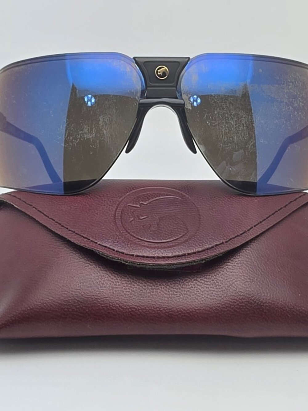 Gargoyles Vintage 85mm Gen 1 Black Frame Blue Lens Terminator Sunglasses w/ Case